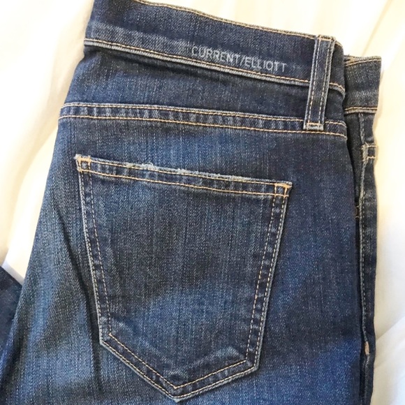 Current Elliot “The Cropped Straight Jeans” - Picture 4 of 8